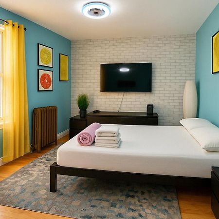 Modern Xl Queen Room Comfort & Character In Harlem Нью-Йорк Экстерьер фото
